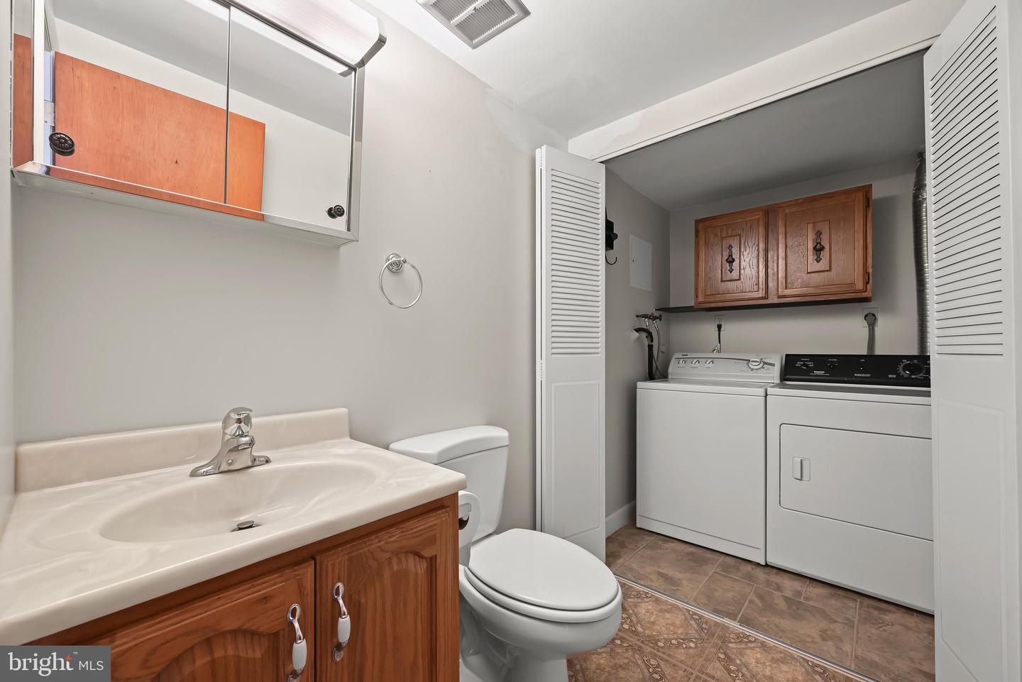 934 West St Property Photo 17