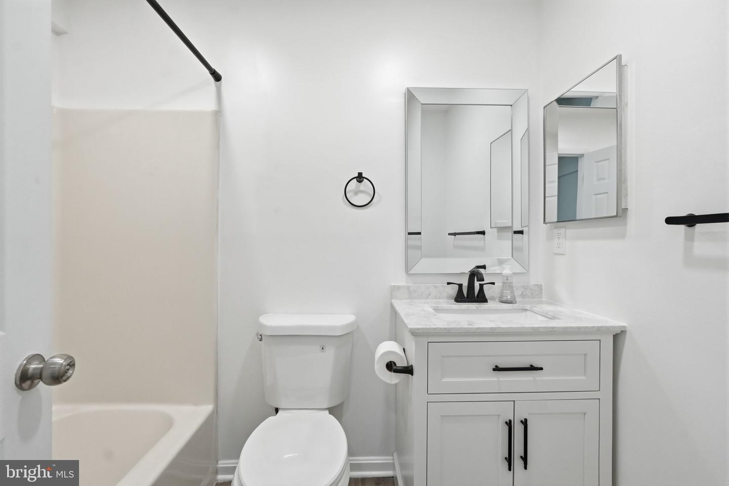 4805 Berwyn House Rd Property Photo 16