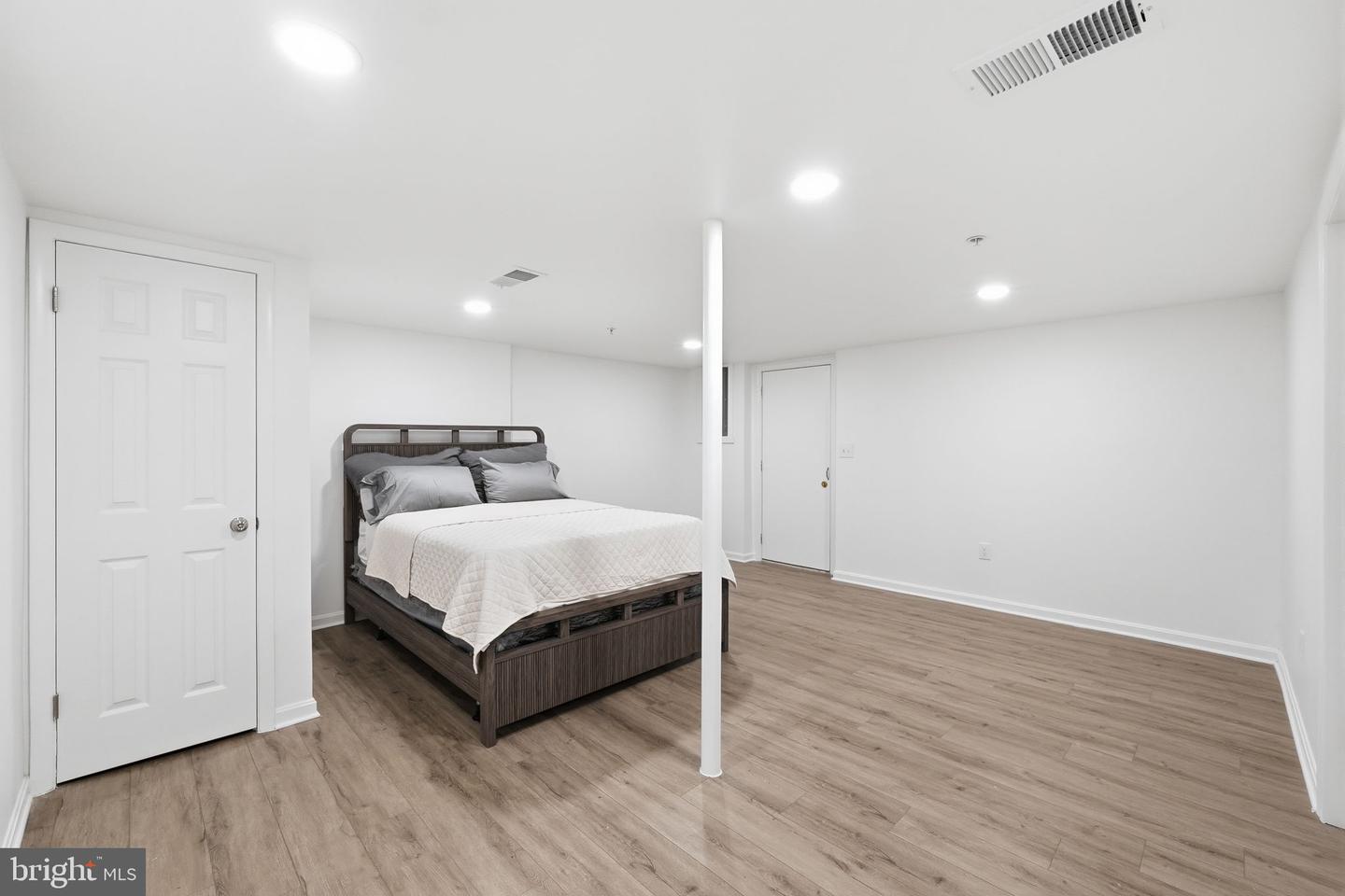 4805 Berwyn House Rd Property Photo 17