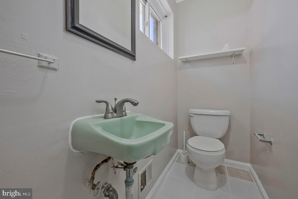3917 Triton Ct Property Photo 15