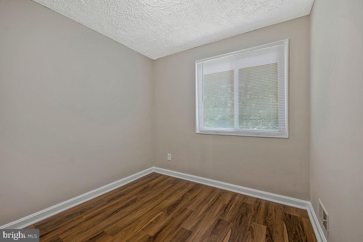 3917 Triton Ct Property Photo 28