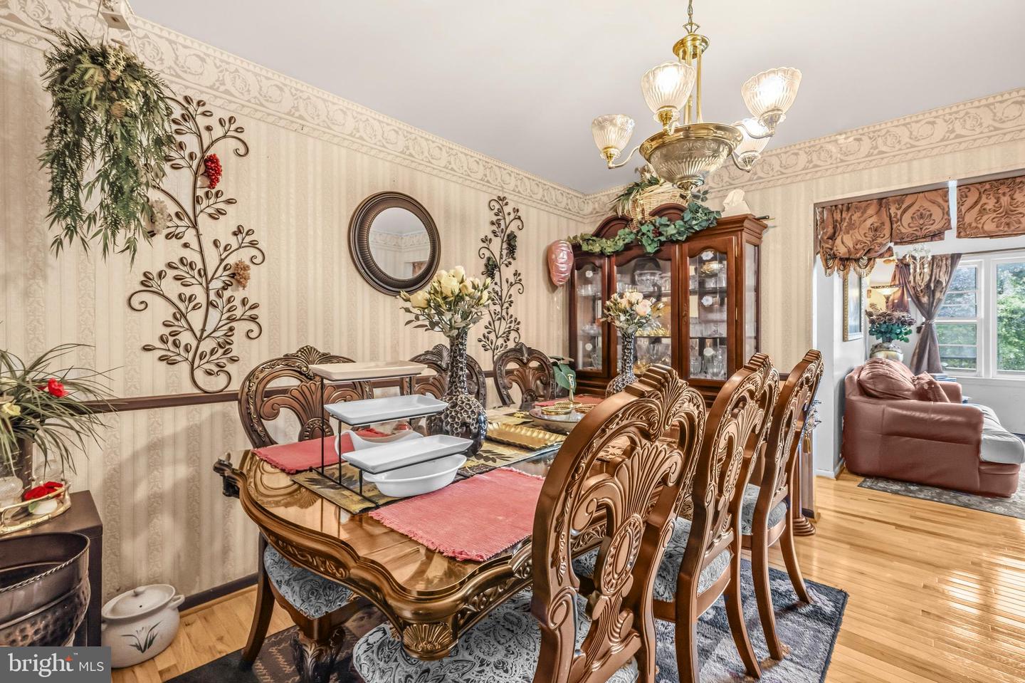 5603 Berwyn Rd Property Photo 8