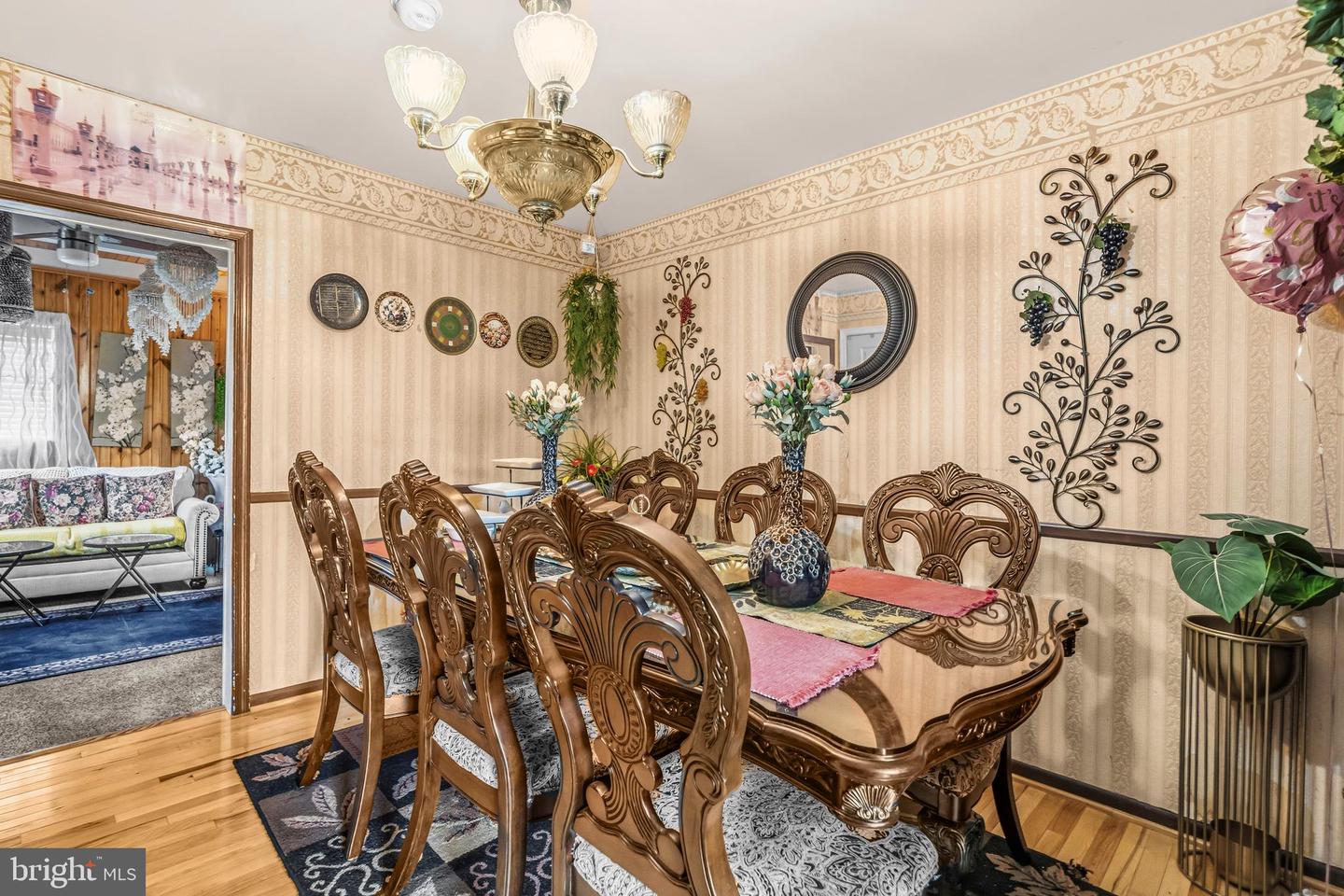 5603 Berwyn Rd Property Photo 9