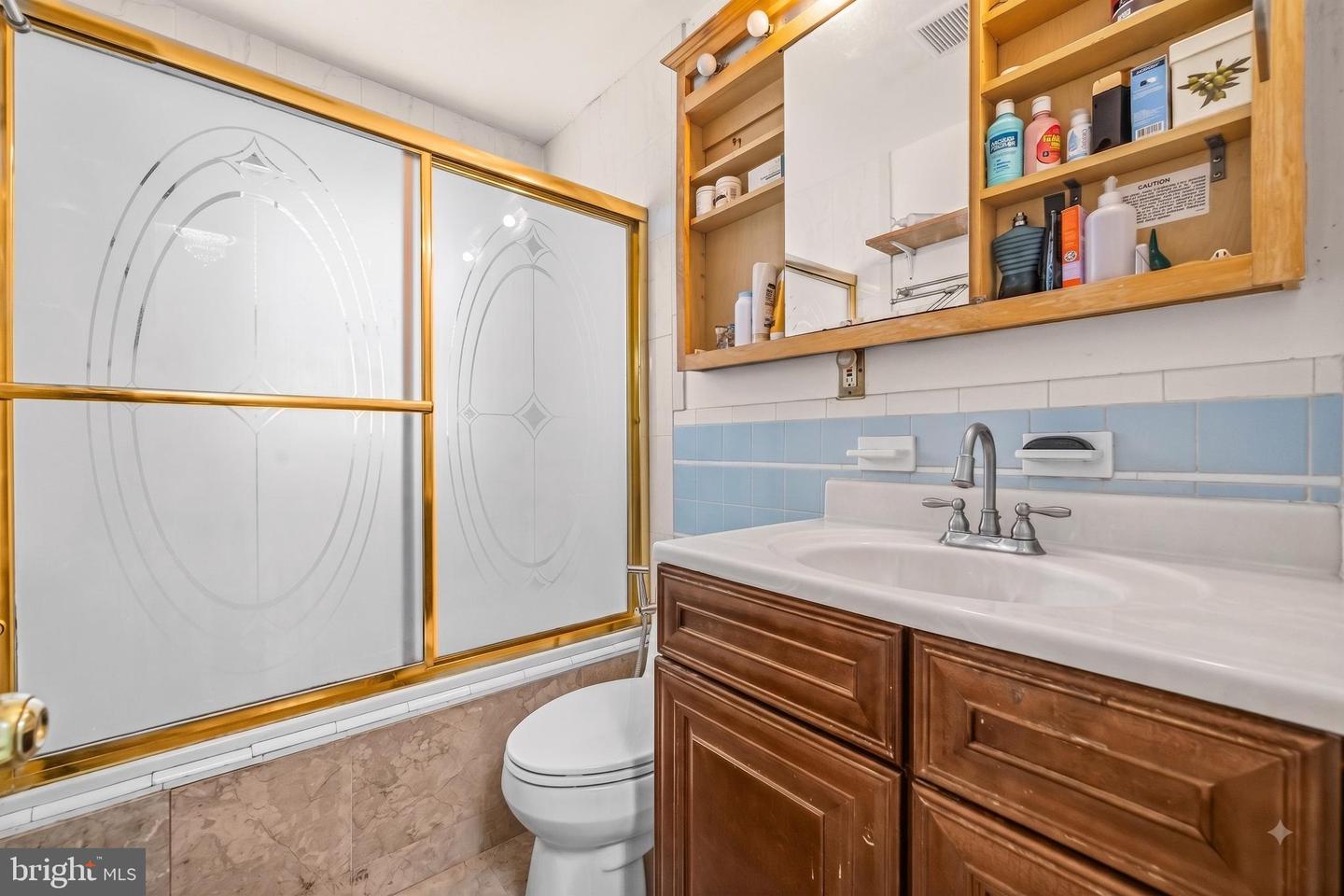 5603 Berwyn Rd Property Photo 14