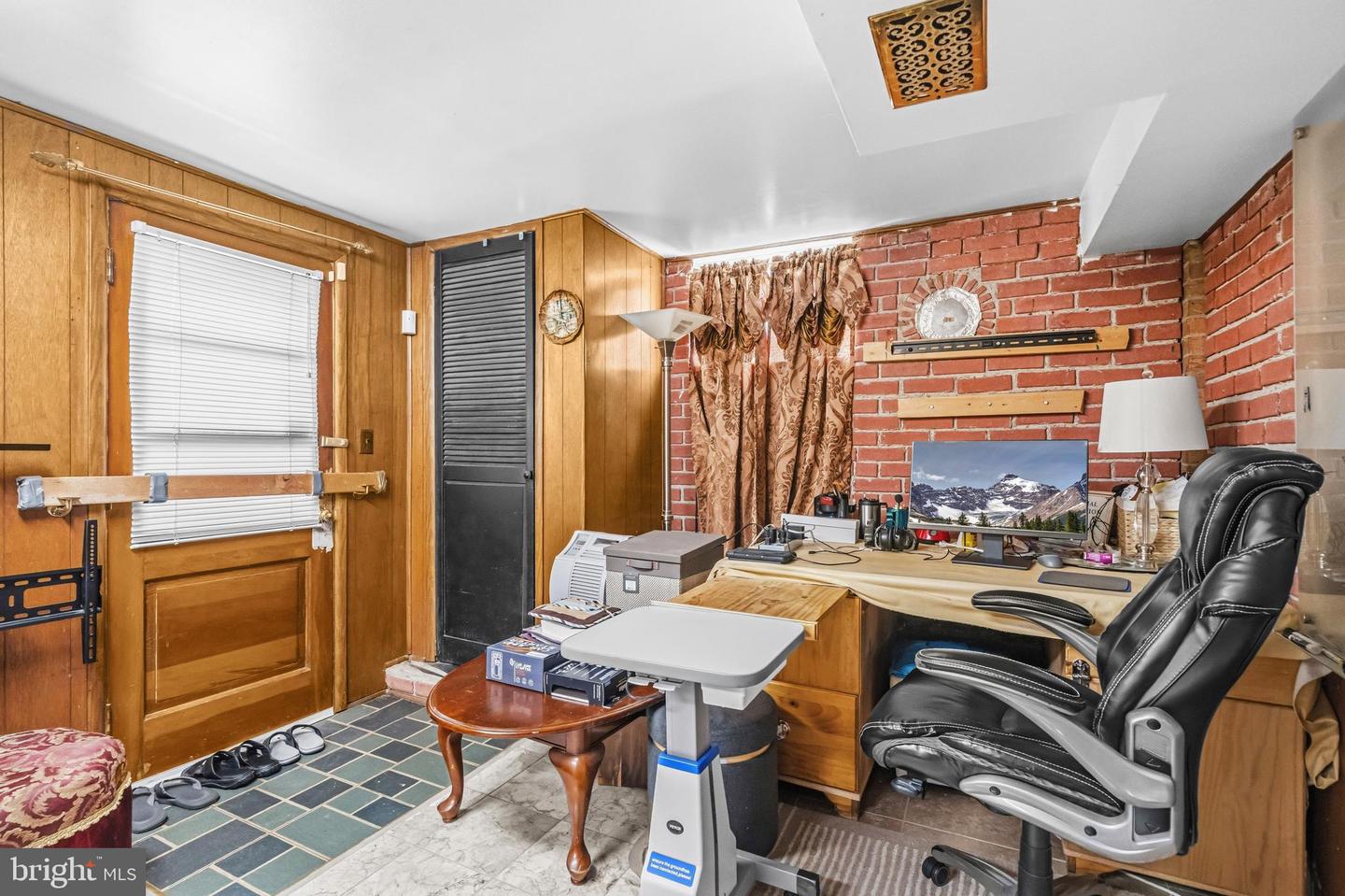 5603 Berwyn Rd Property Photo 19