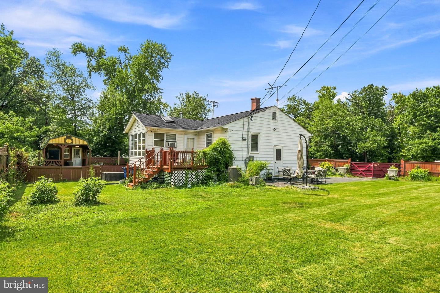 5603 Berwyn Rd Property Photo 28
