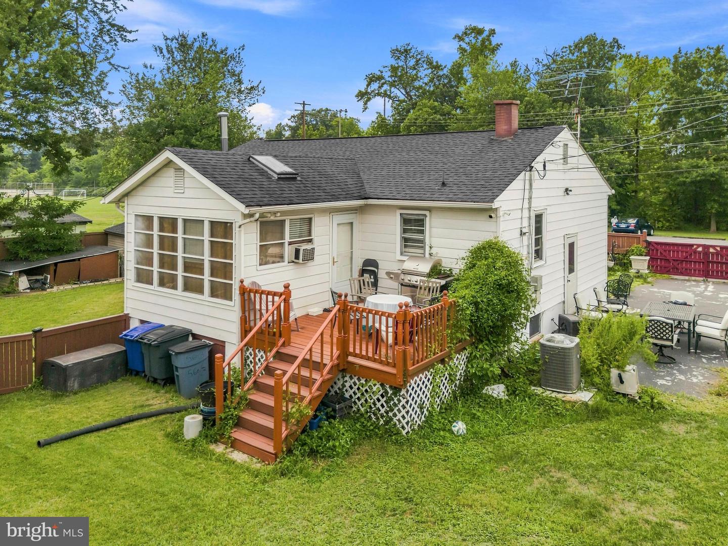 5603 Berwyn Rd Property Photo 31