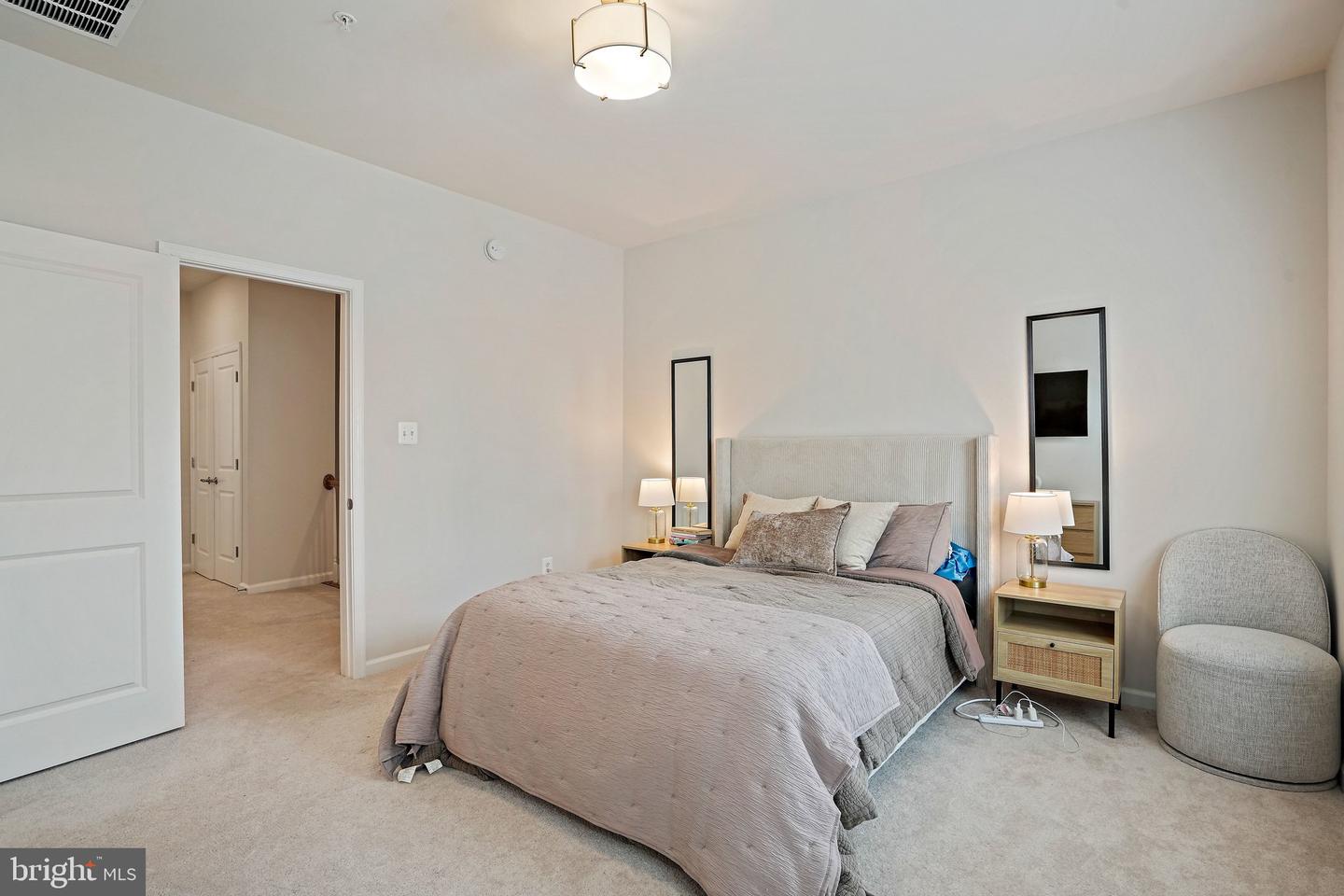 3443 Carnaby St Property Photo 13