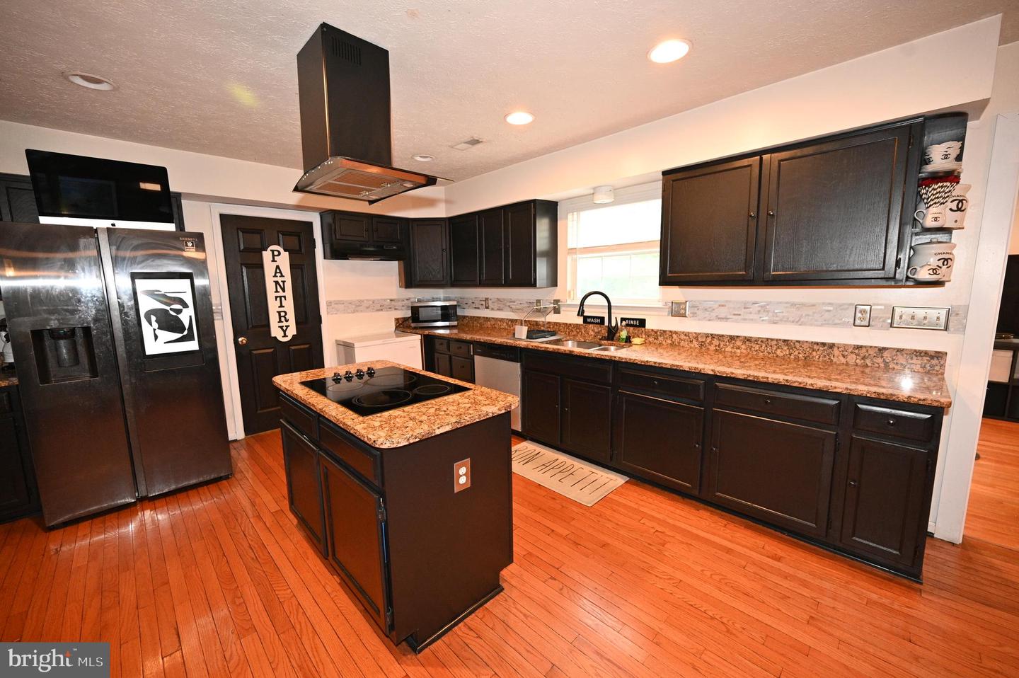 5800 Bost Property Photo 15