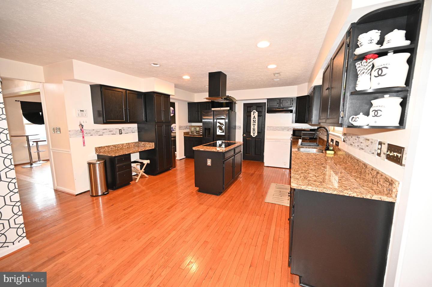 5800 Bost Property Photo 18