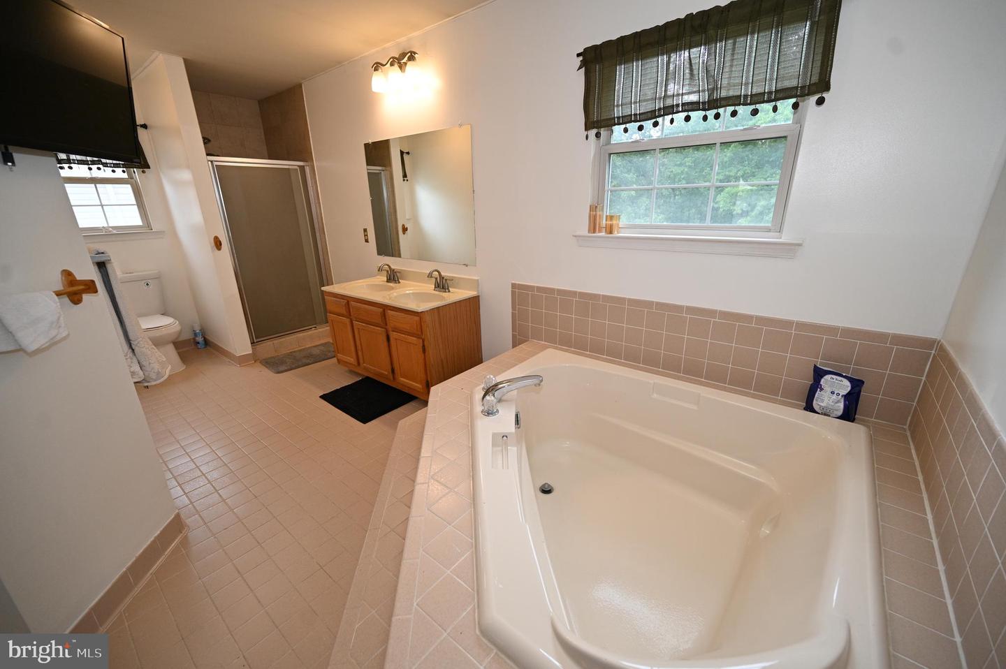 5800 Bost Property Photo 34