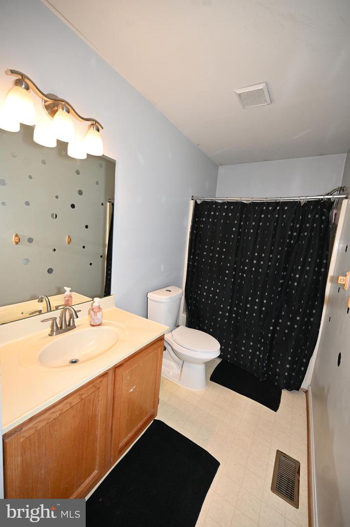 5800 Bost Property Photo 38