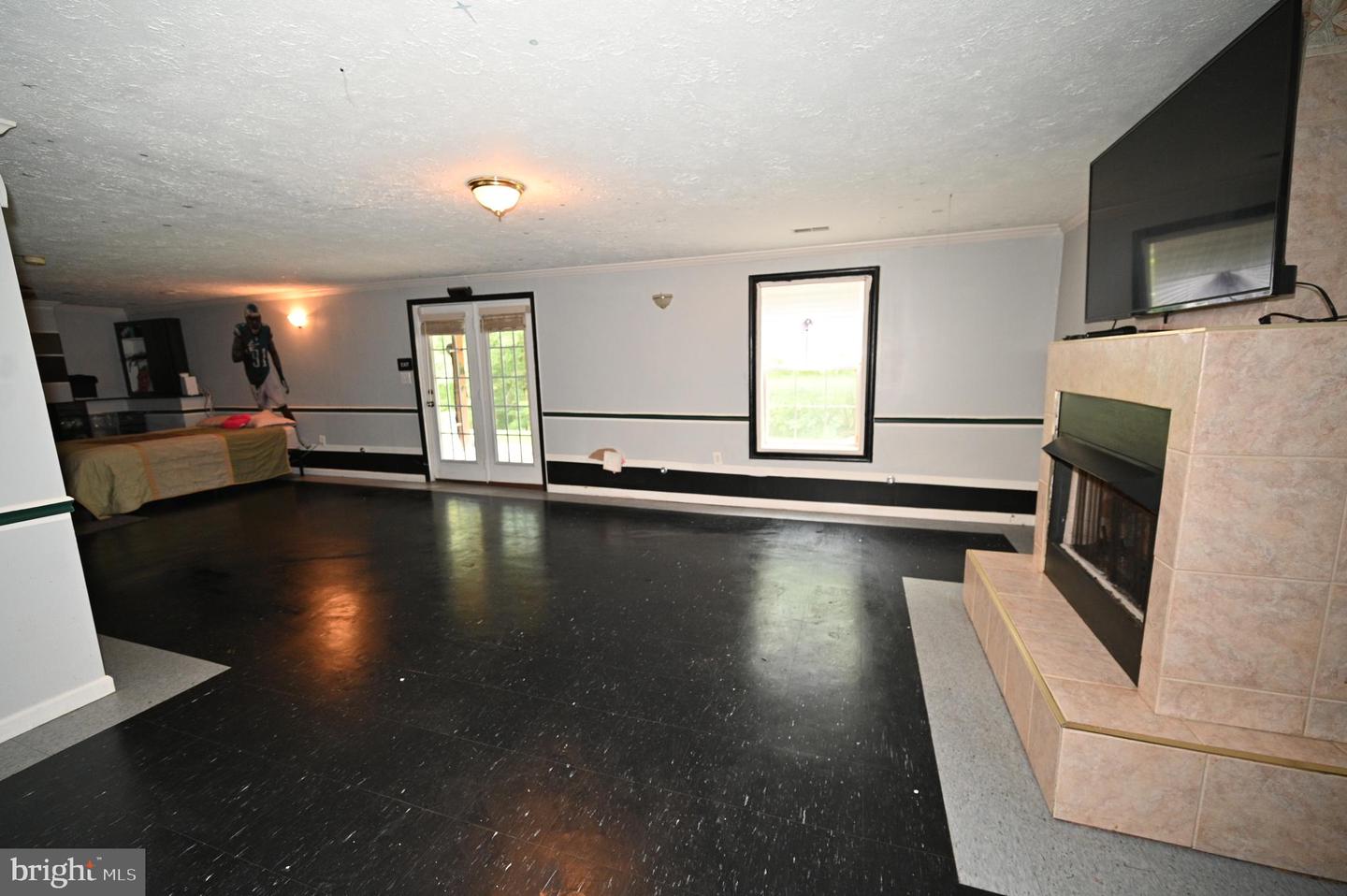 5800 Bost Property Photo 44