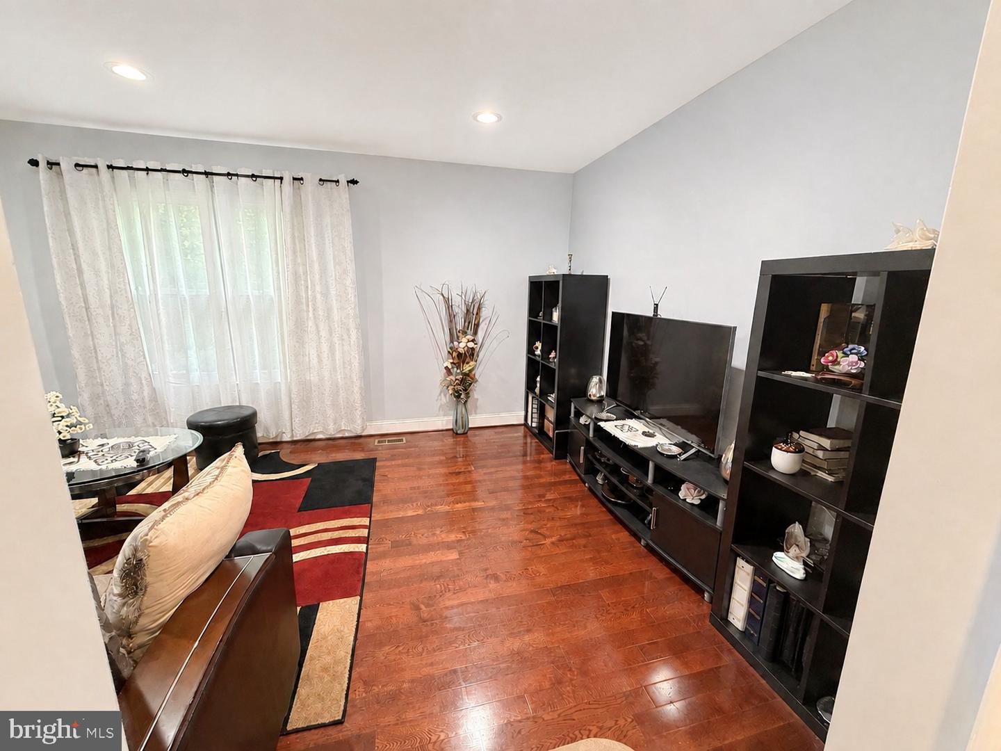 7285 Wood Hollow Ter Property Photo 6