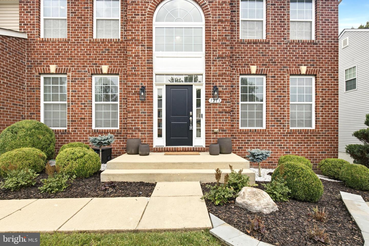 7213 Autumn Blaze Ct Property Photo 5