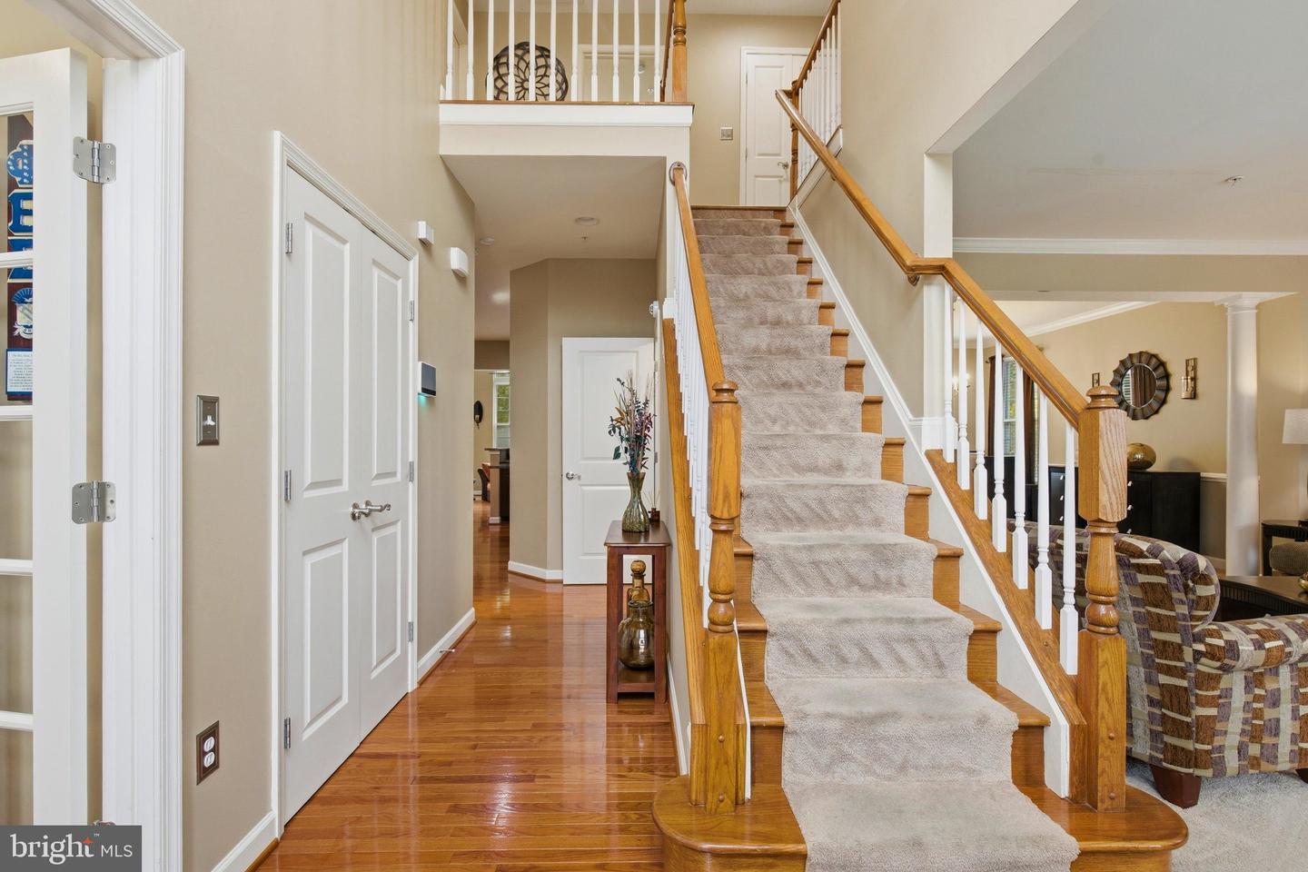 7213 Autumn Blaze Ct Property Photo 6