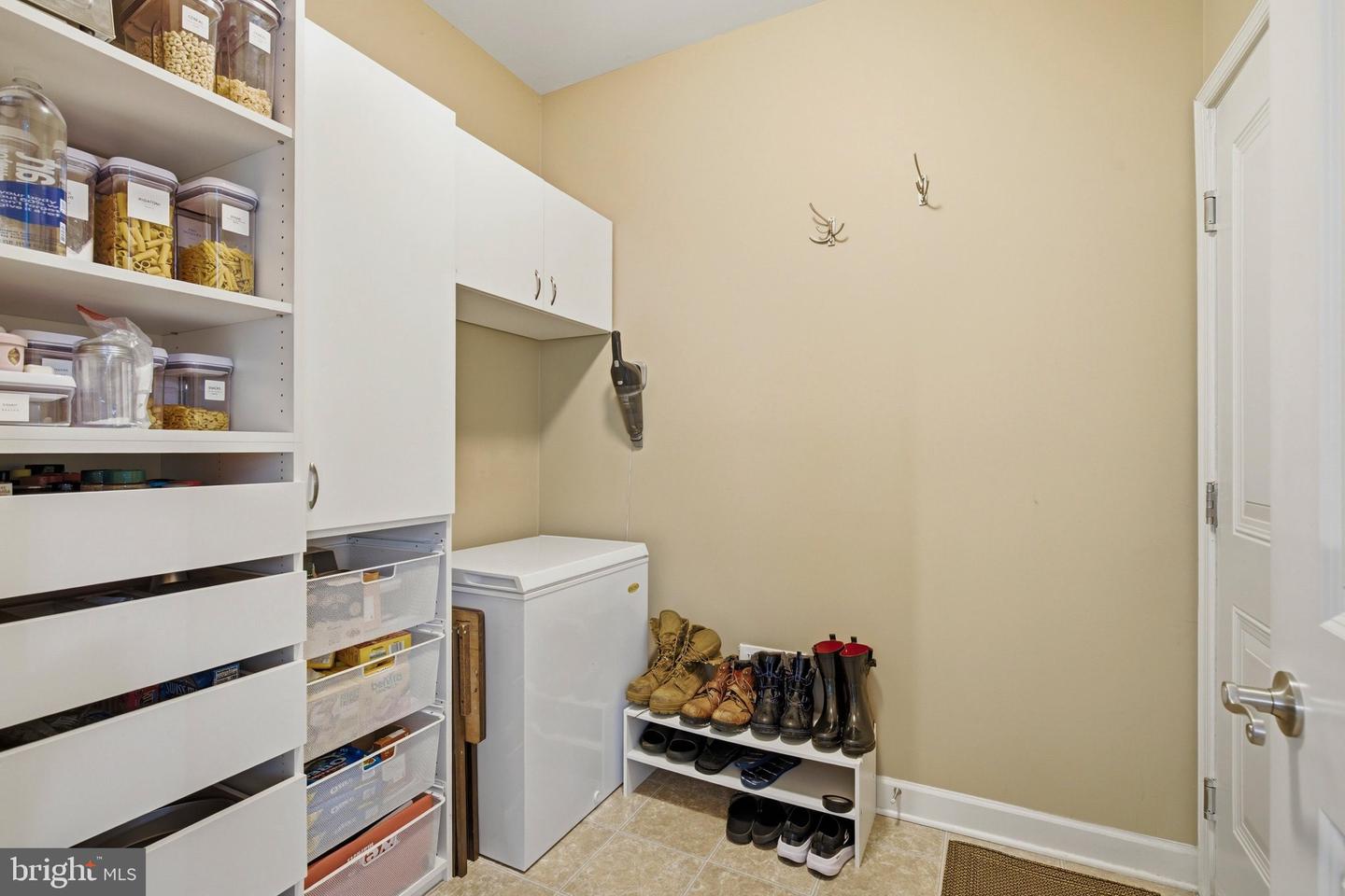 7213 Autumn Blaze Ct Property Photo 25