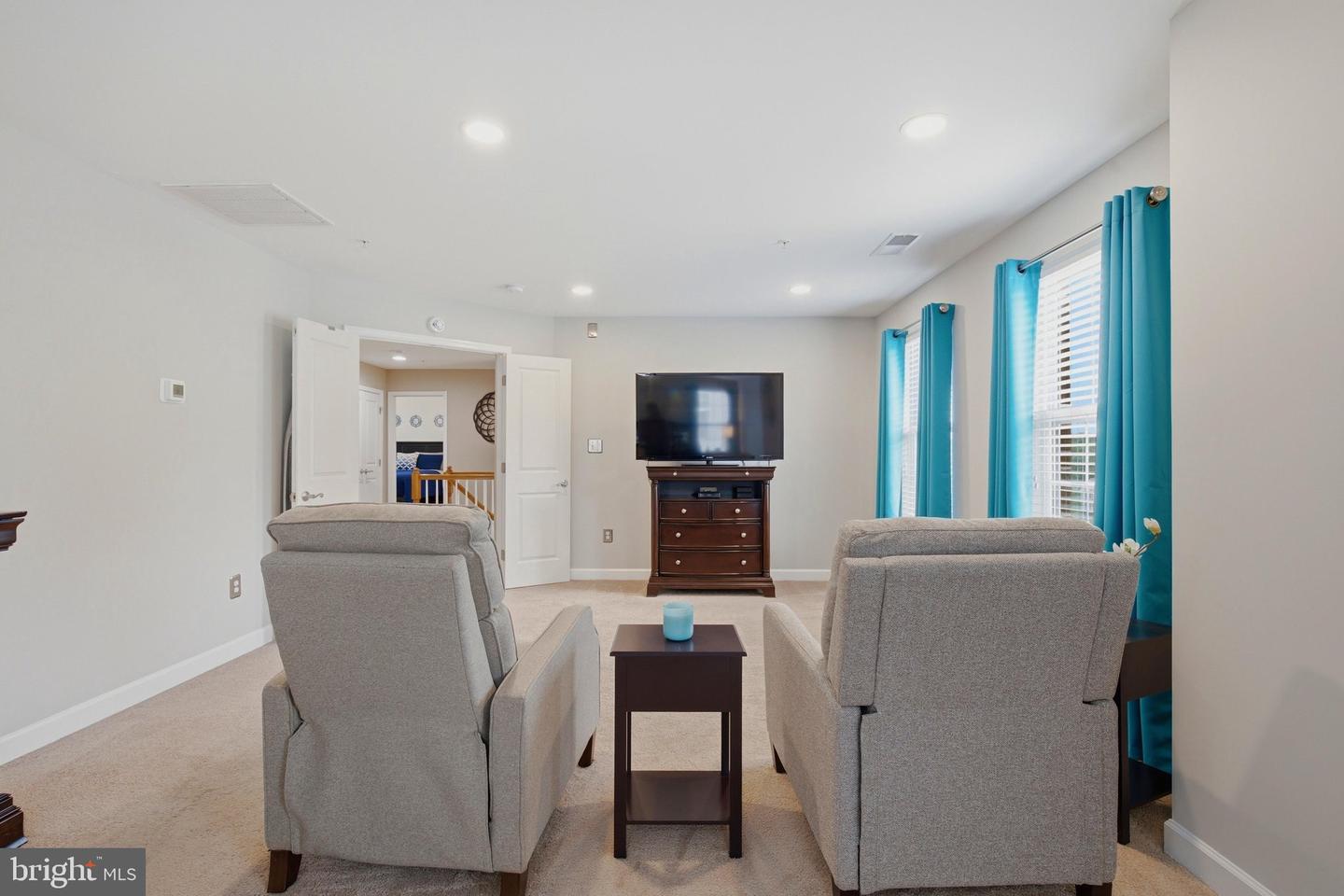 7213 Autumn Blaze Ct Property Photo 36