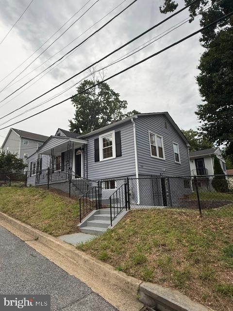 1629 Quarter Ave Property Photo 8