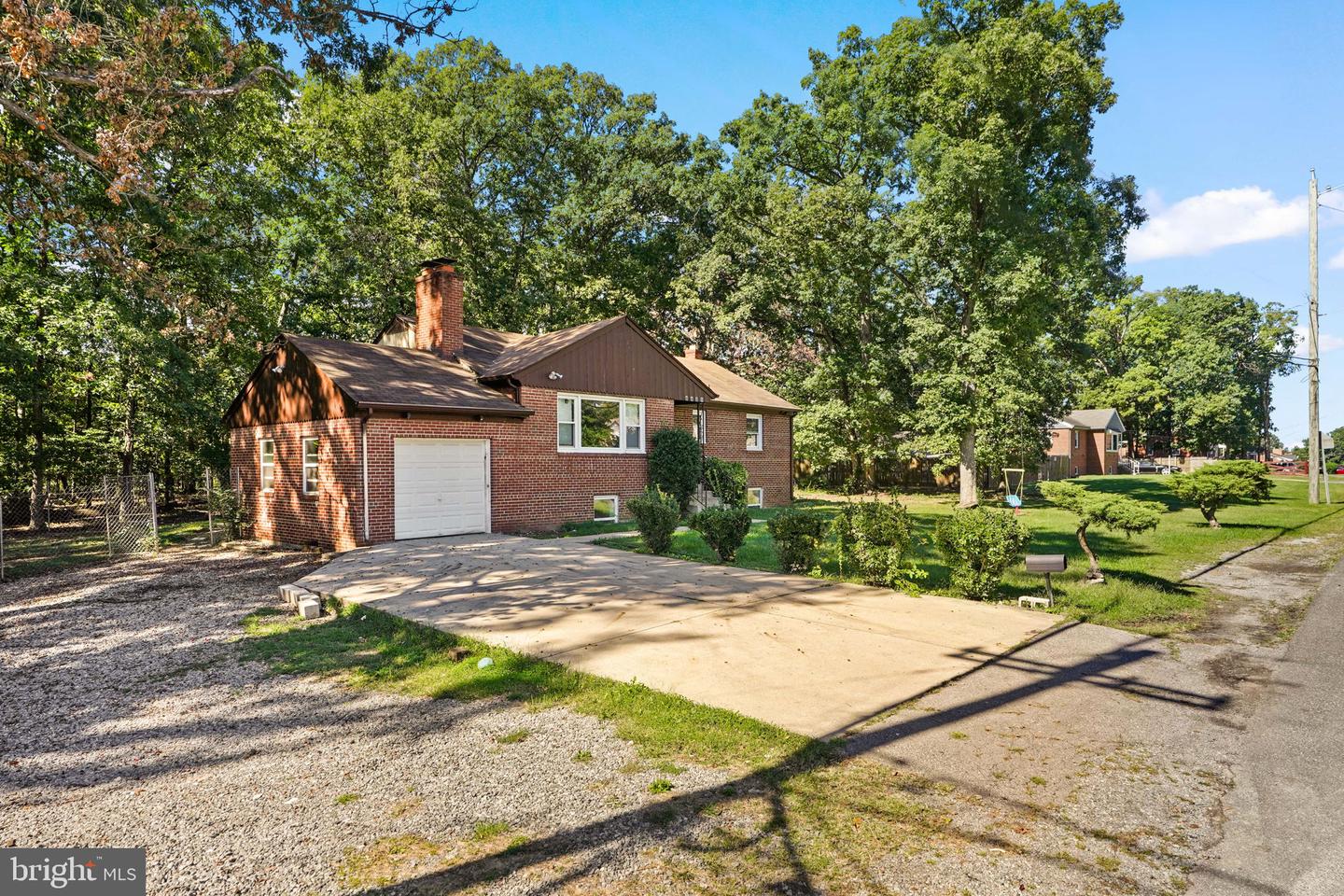 4421 RIDGECREST DR Property Photo 1