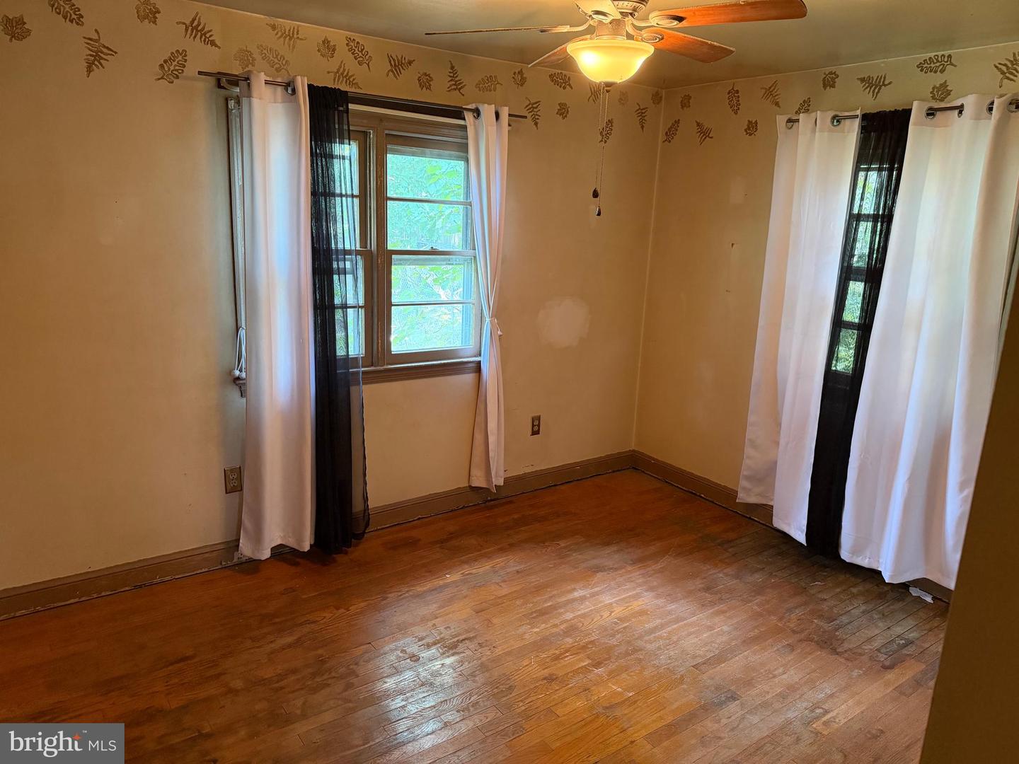 9309 Tuckerman St Property Photo 7