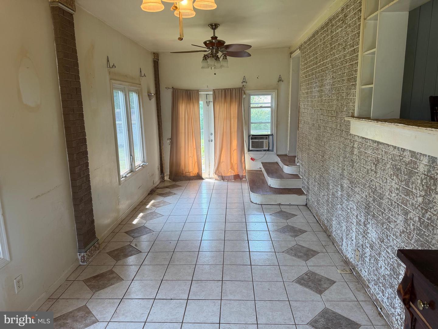 9309 Tuckerman St Property Photo 10