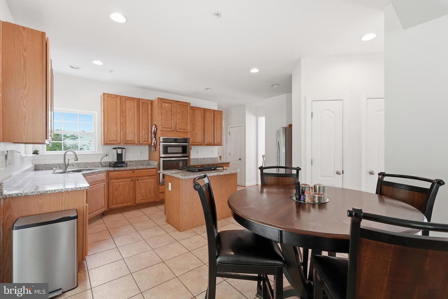 9009 Eldon Dr Property Photo 10