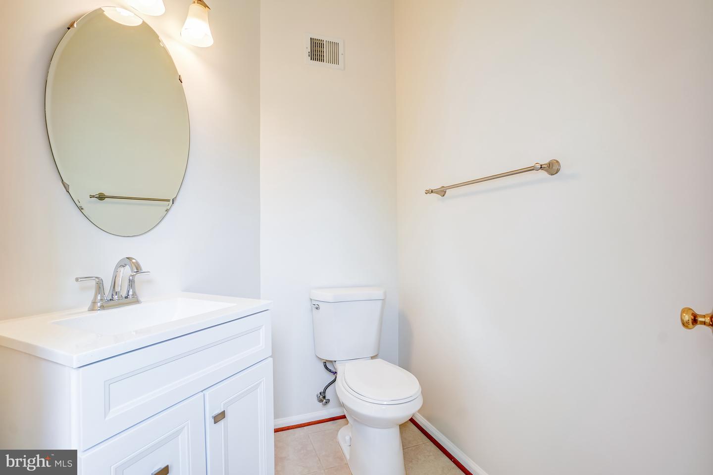 4302 Day Lily Dr Property Photo 6