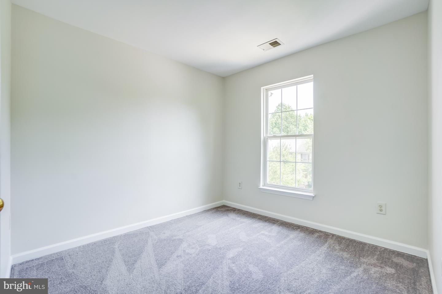 4302 Day Lily Dr Property Photo 22