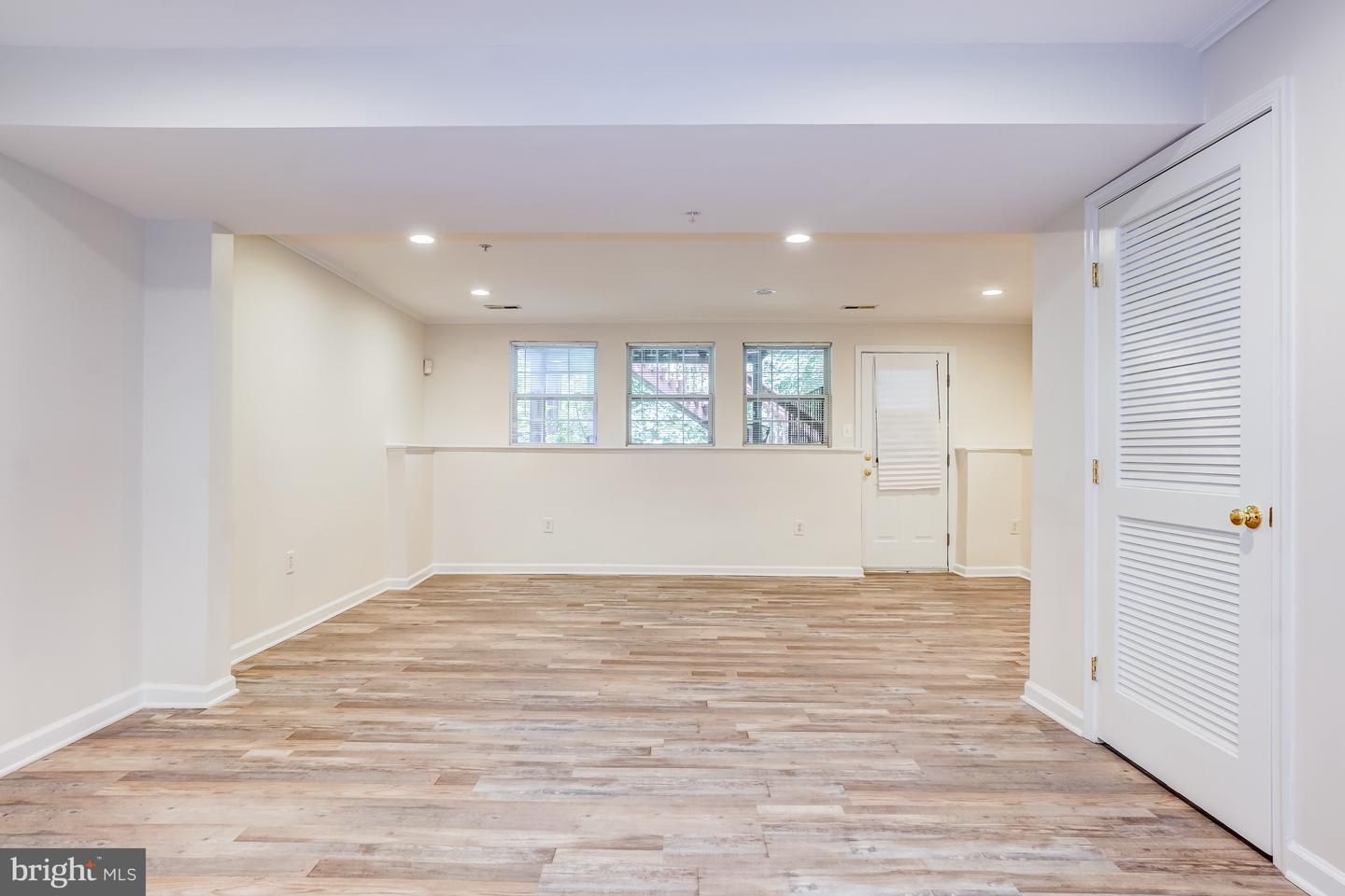 4302 Day Lily Dr Property Photo 27