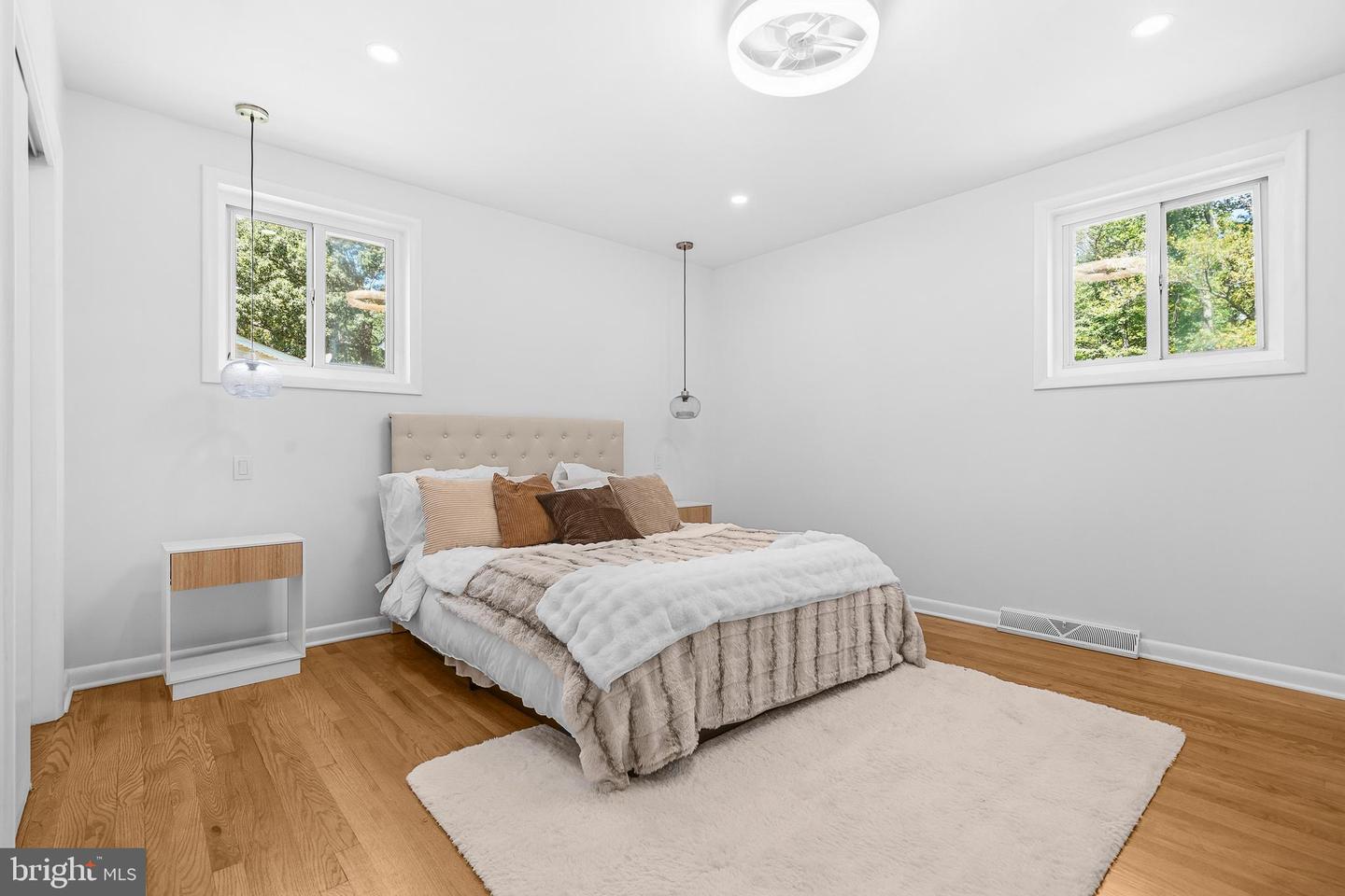 8618 Lantern Ln Property Photo 24