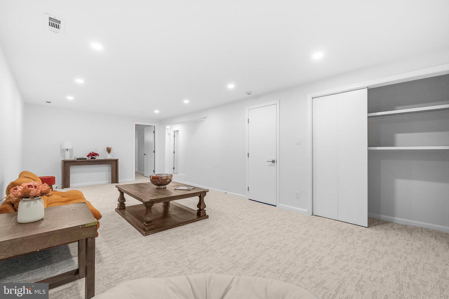 8618 Lantern Ln Property Photo 31