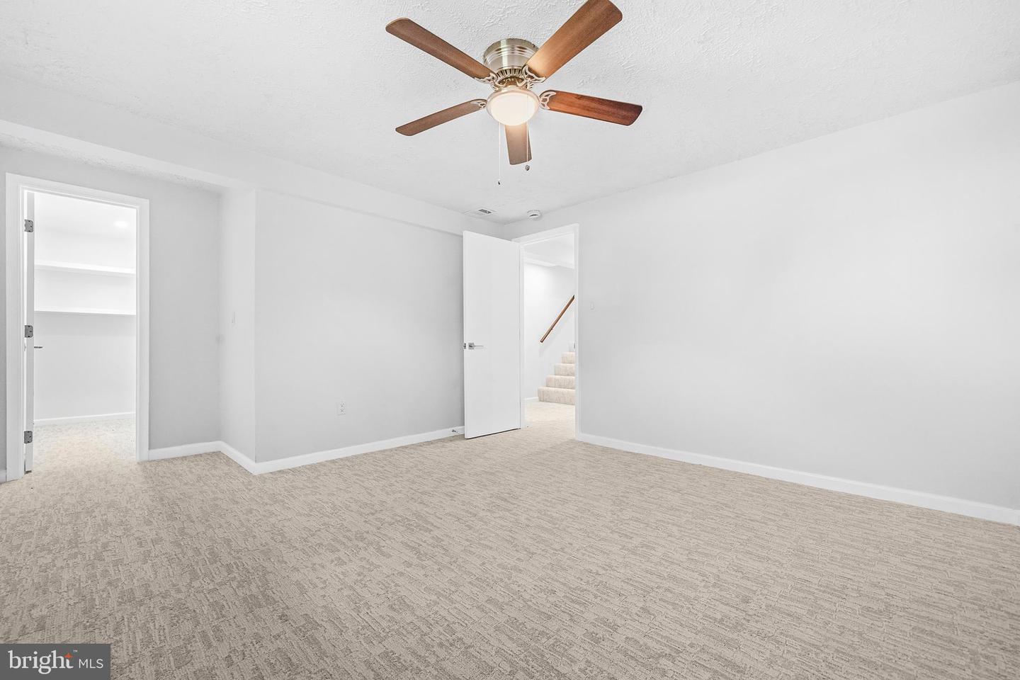 8618 Lantern Ln Property Photo 36