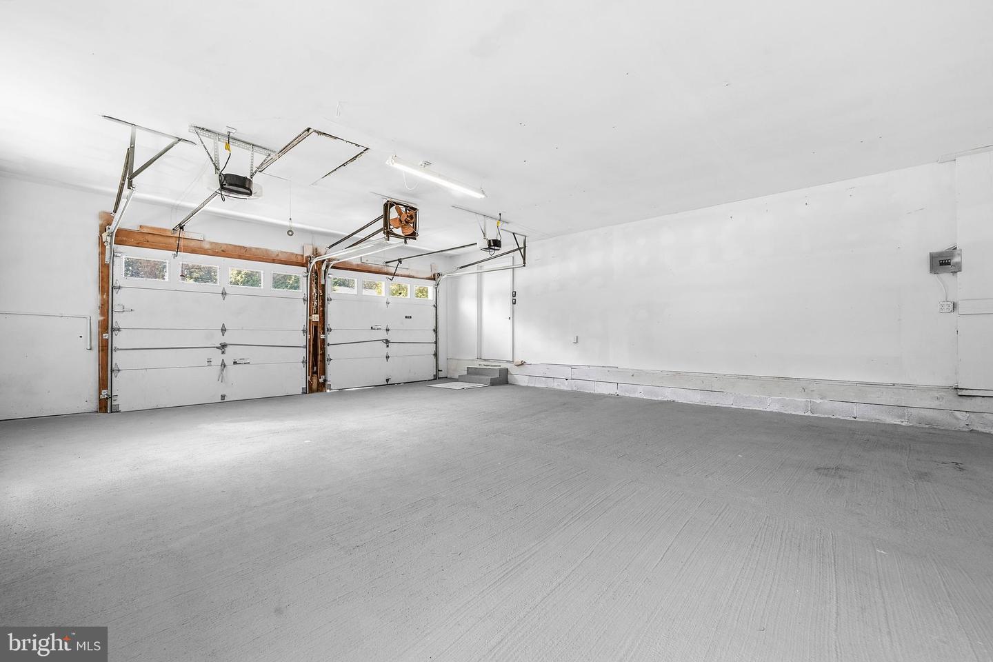 8618 Lantern Ln Property Photo 43