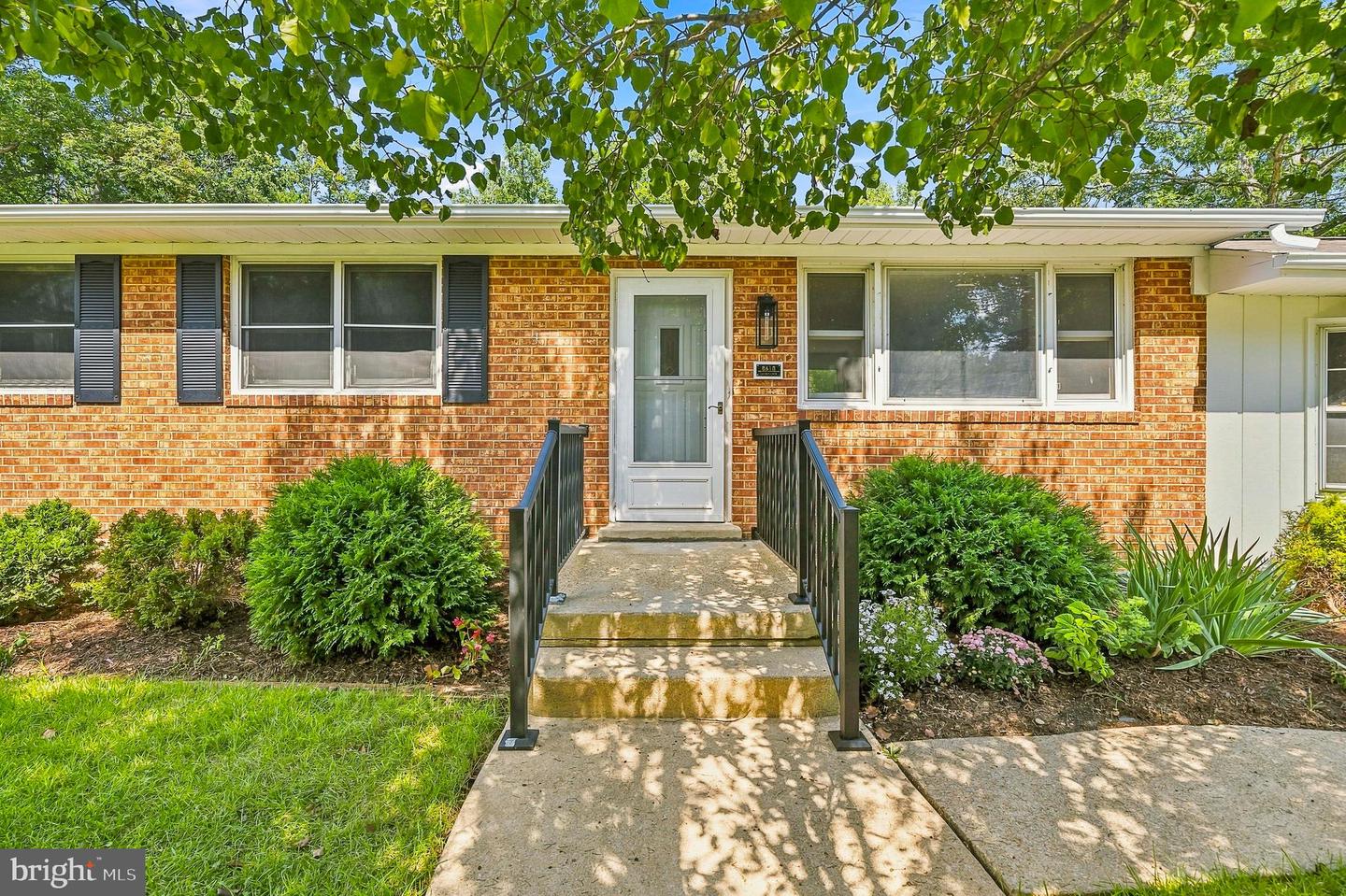 8618 Lantern Ln Property Photo 47