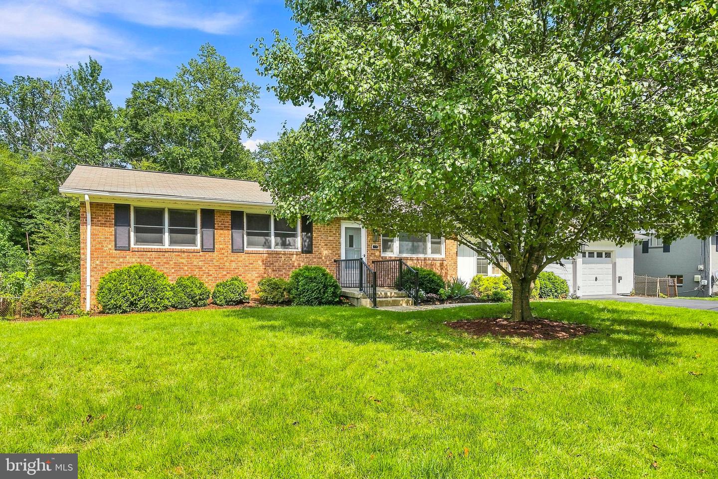 8618 Lantern Ln Property Photo 50