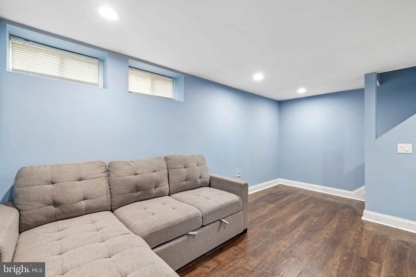 8144 Imperial Dr #4-c Property Photo 9