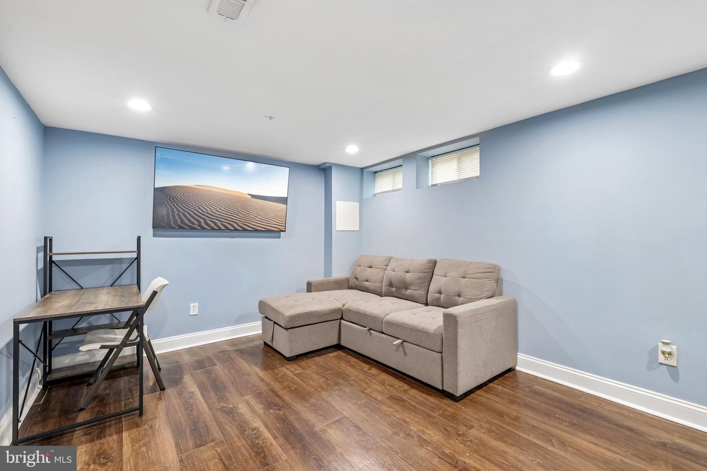 8144 Imperial Dr #4-c Property Photo 10