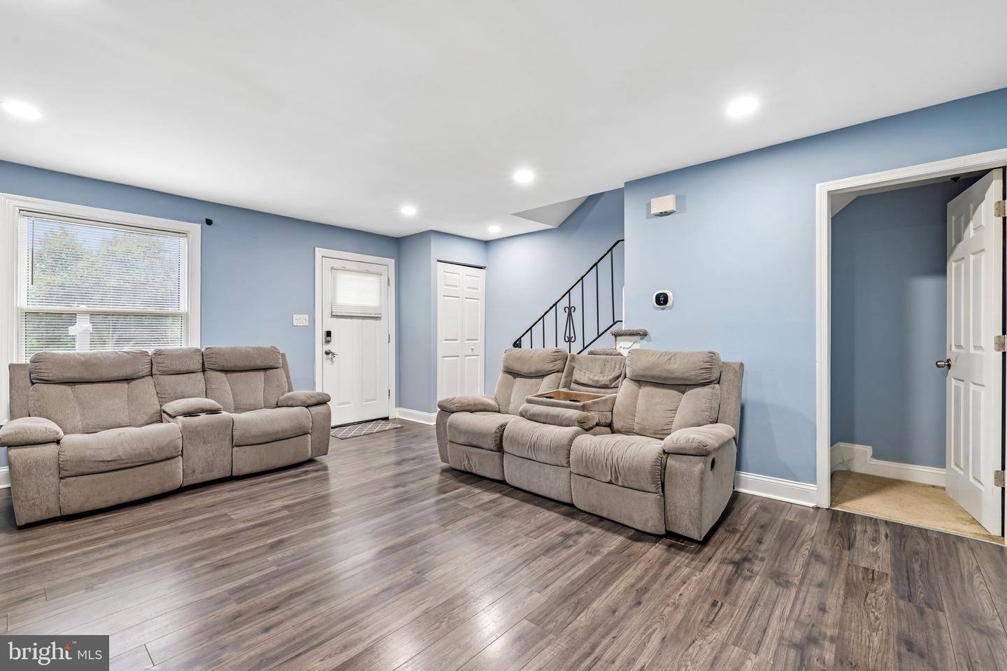 8144 Imperial Dr #4-c Property Photo 11