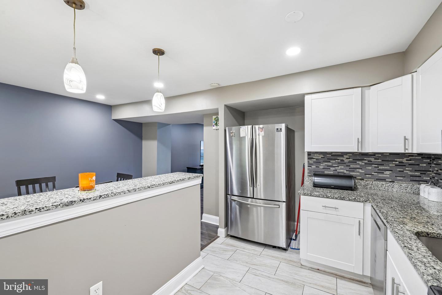 8144 Imperial Dr #4-c Property Photo 20