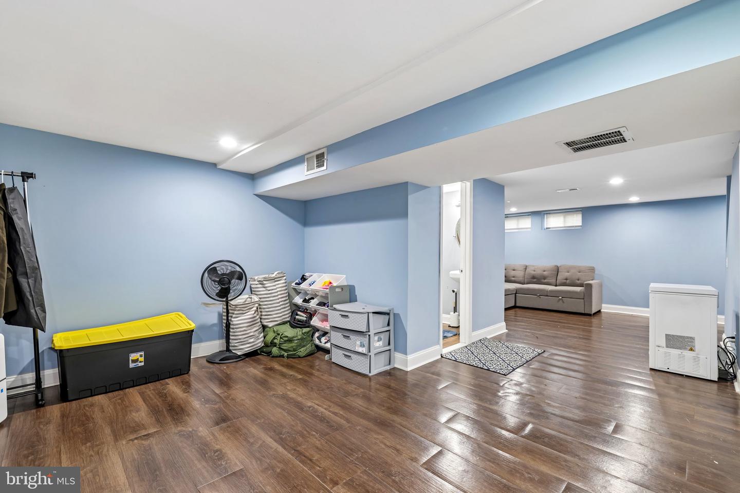 8144 Imperial Dr #4-c Property Photo 32