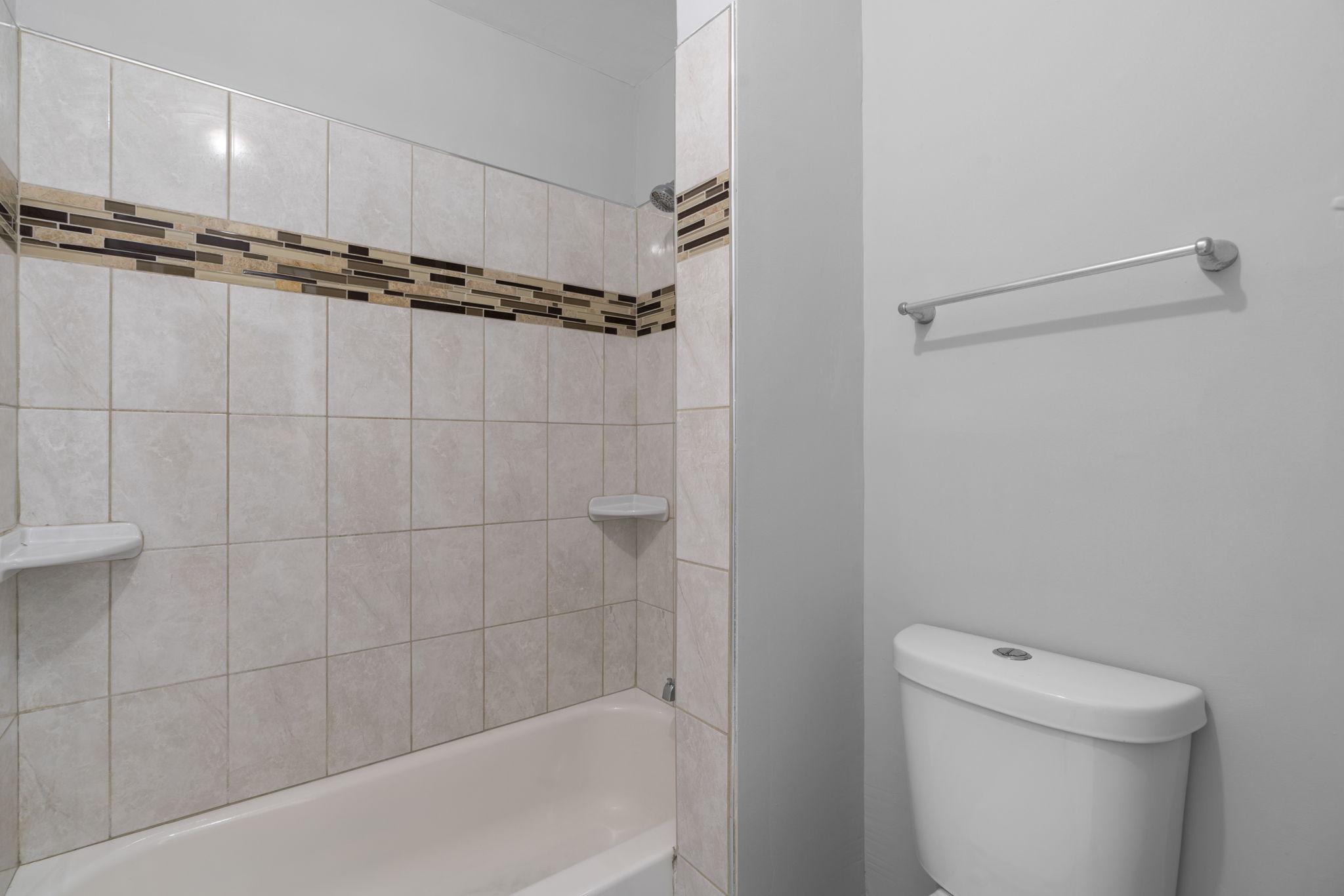 8437 Snowden Oaks Pl Property Photo 22