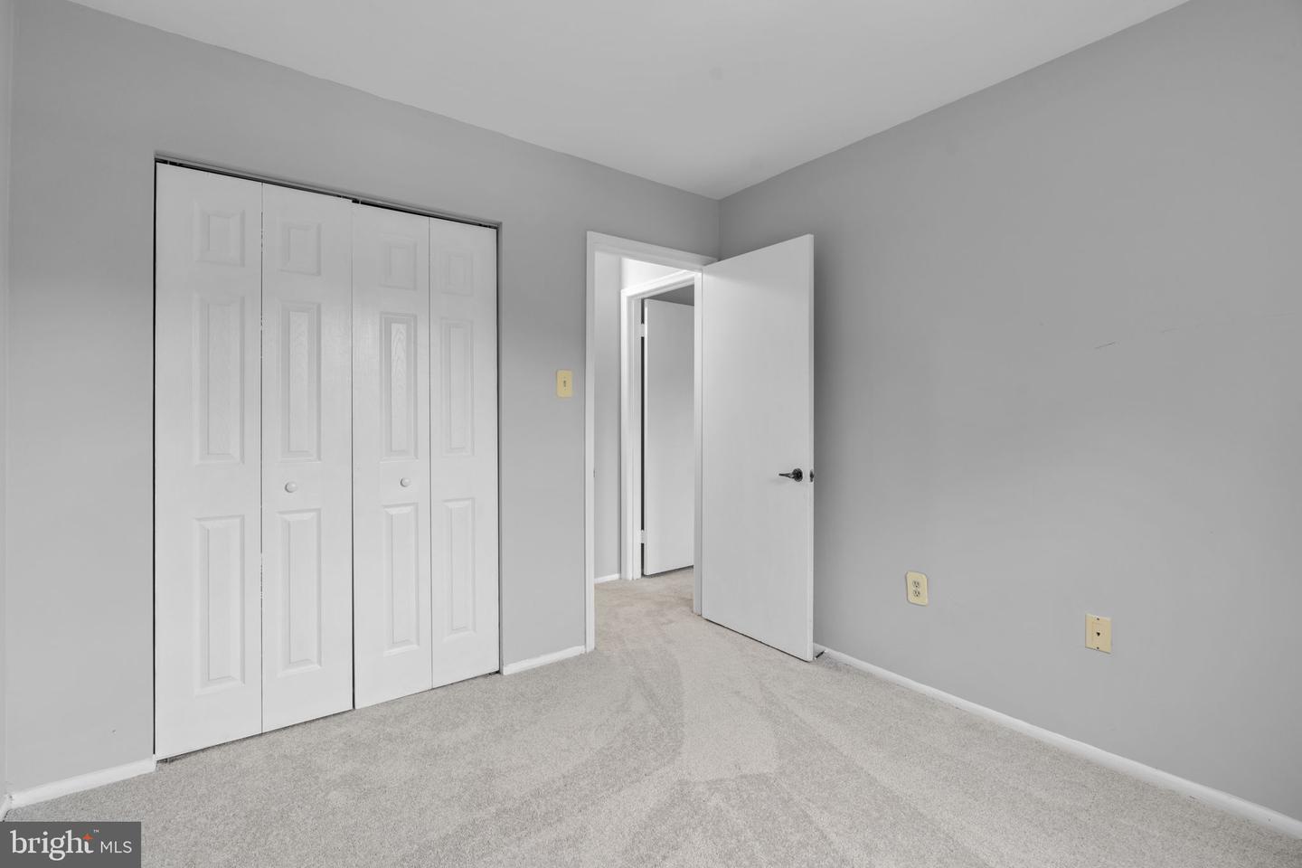 8437 Snowden Oaks Pl Property Photo 24