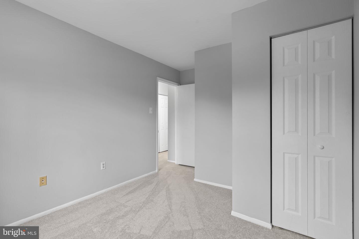 8437 Snowden Oaks Pl Property Photo 27