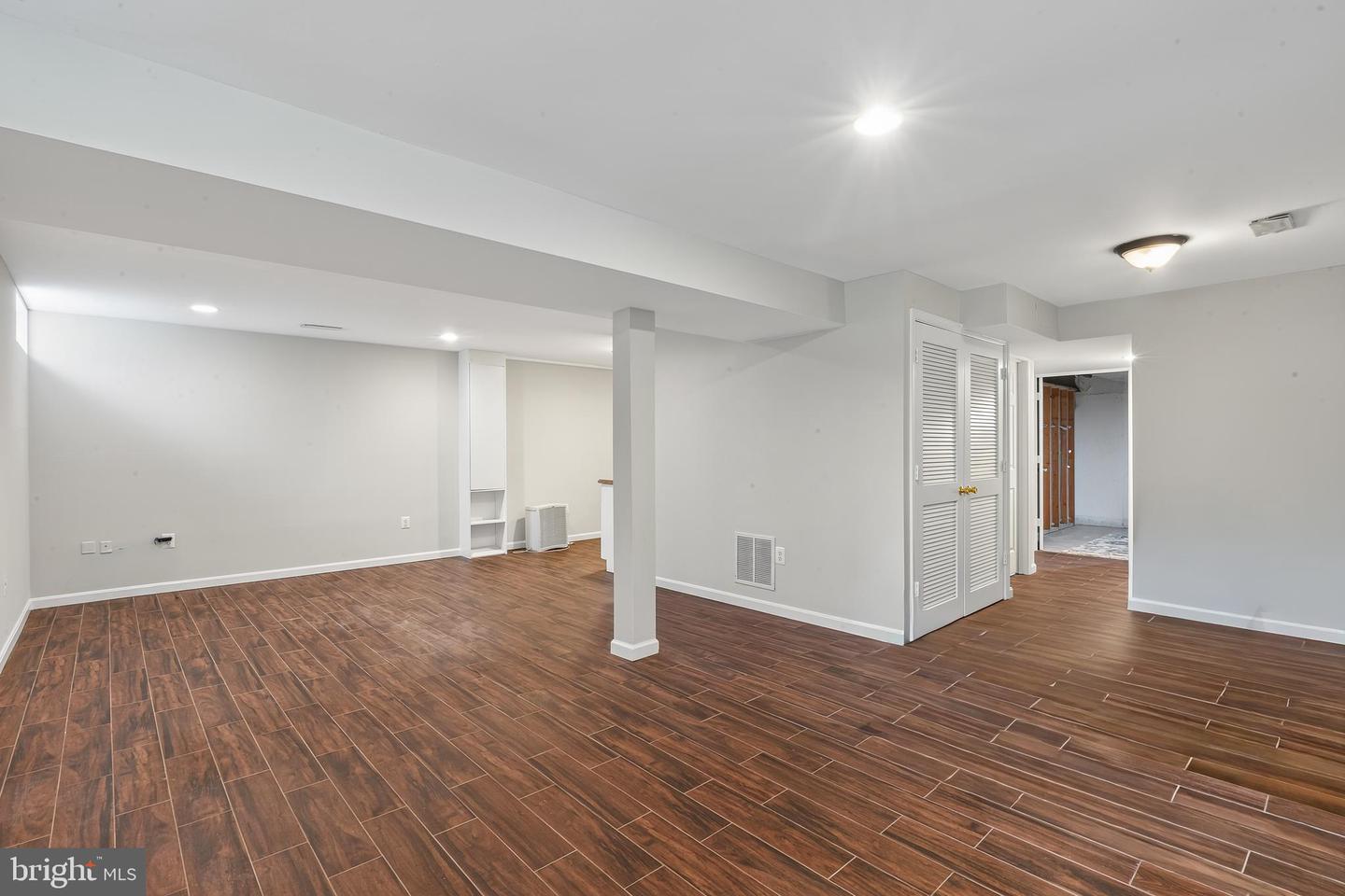 9202 Moon River Ct Property Photo 57
