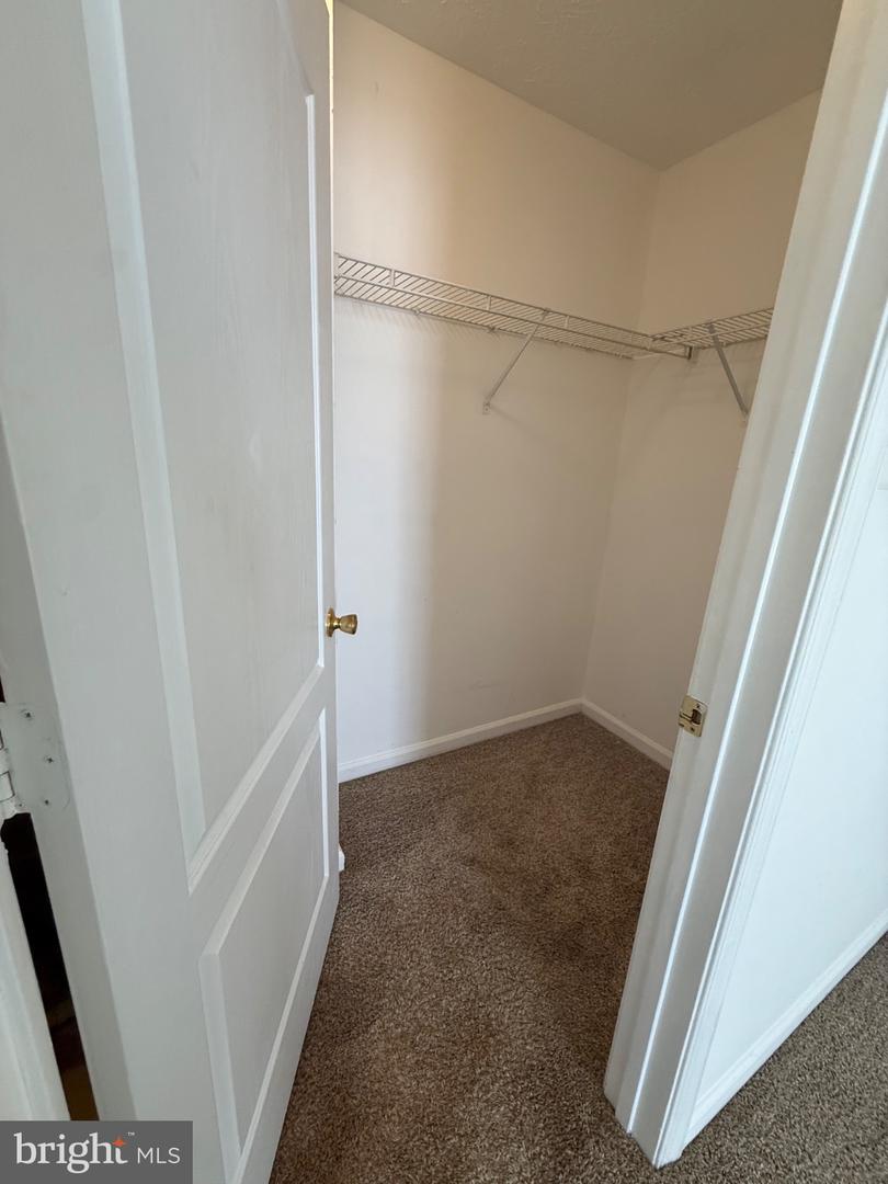 3801 Elmcrest Ln Property Photo 18