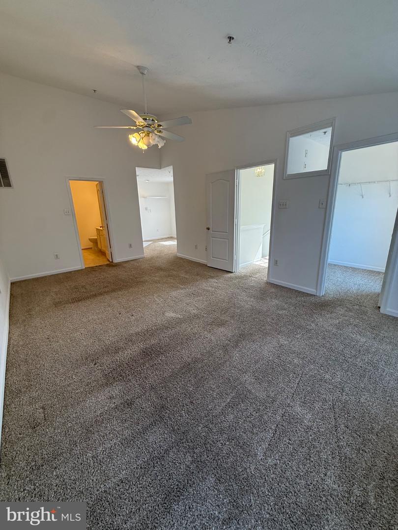 3801 Elmcrest Ln Property Photo 26