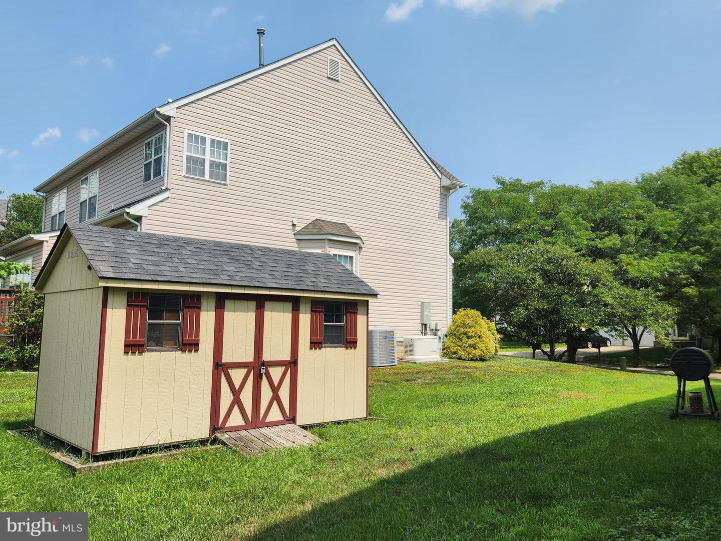 11200 Hickory Grove Ct Property Photo 9