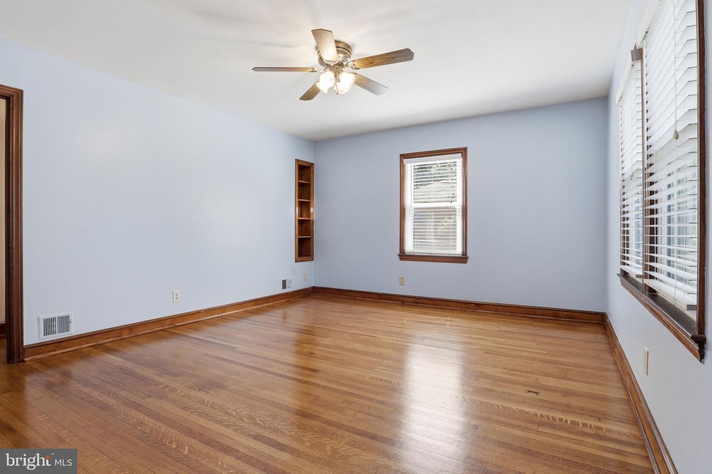 6309 Naval Ave Property Photo 6