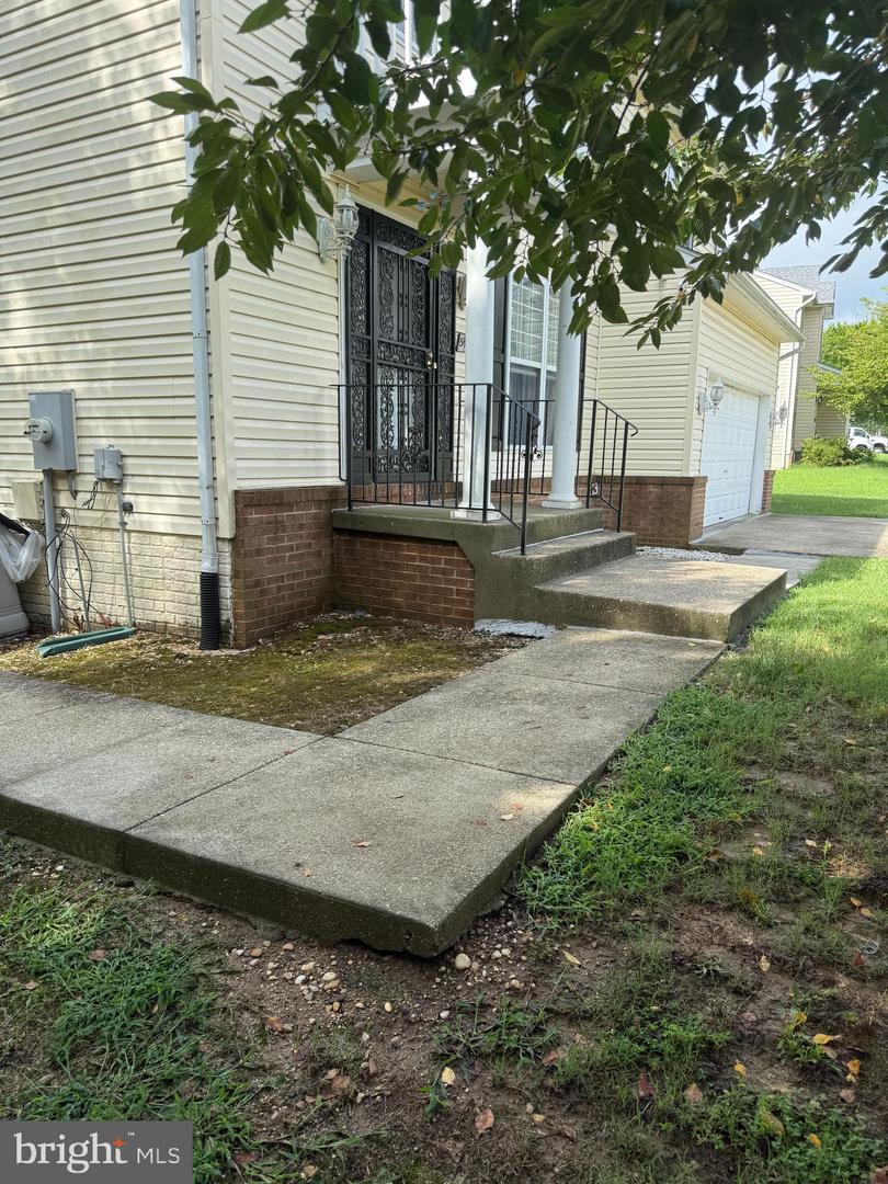 5909 Plata St Property Photo 2